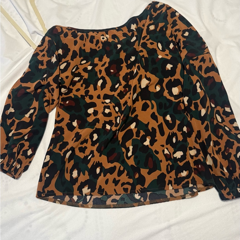Leopard Print Off-Shoulder Top